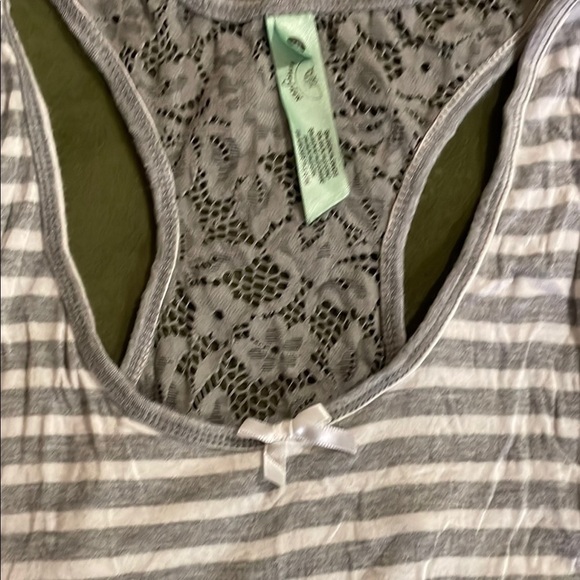Honeydew Gray and White Ribbed Lace Detail Racerback Tank Top Sleep Shirt - Picture 3 of 6